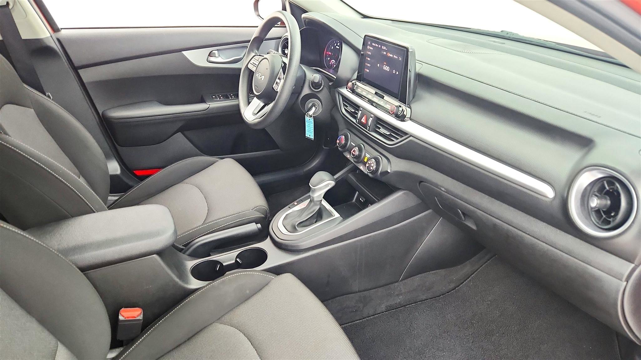 Used 2023 Kia Forte LXS image 34