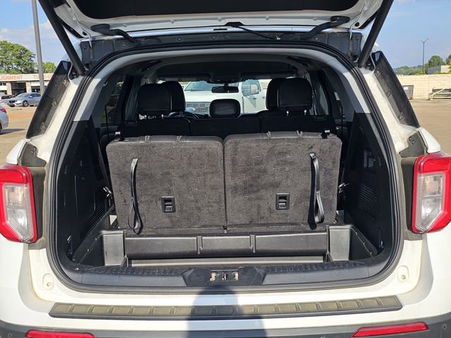 Certified 2023 Ford Explorer XLT w/ Equipment Group 202A image 28