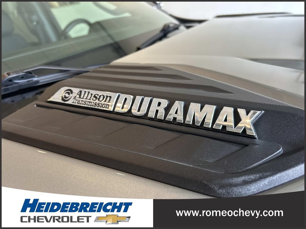Used 2024 Chevrolet Silverado 2500 LTZ w/ LTZ Plus Package AWD/4WD image 39