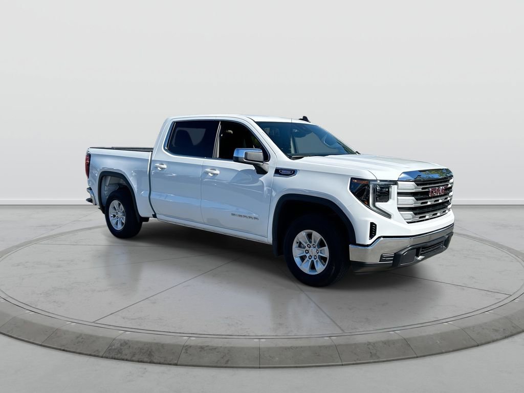 Used 2025 GMC Sierra 1500 SLE RWD image 2