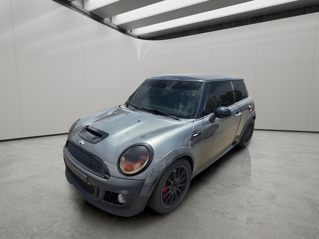 Used 2009 MINI Cooper John Cooper Works FWD image 2