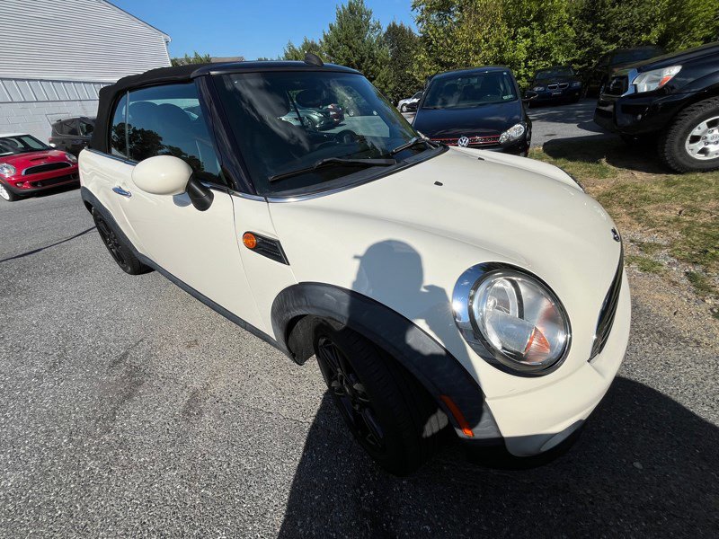 Used 2012 MINI Cooper Convertible image 3