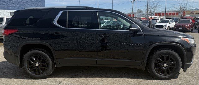 Used 2018 Chevrolet Traverse LT image 6