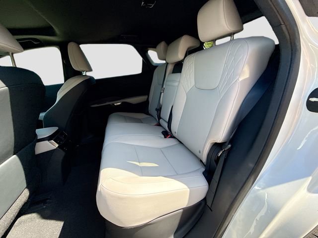 Used 2023 Lexus RX 350 Premium w/ Accessory Package AWD/4WD image 22