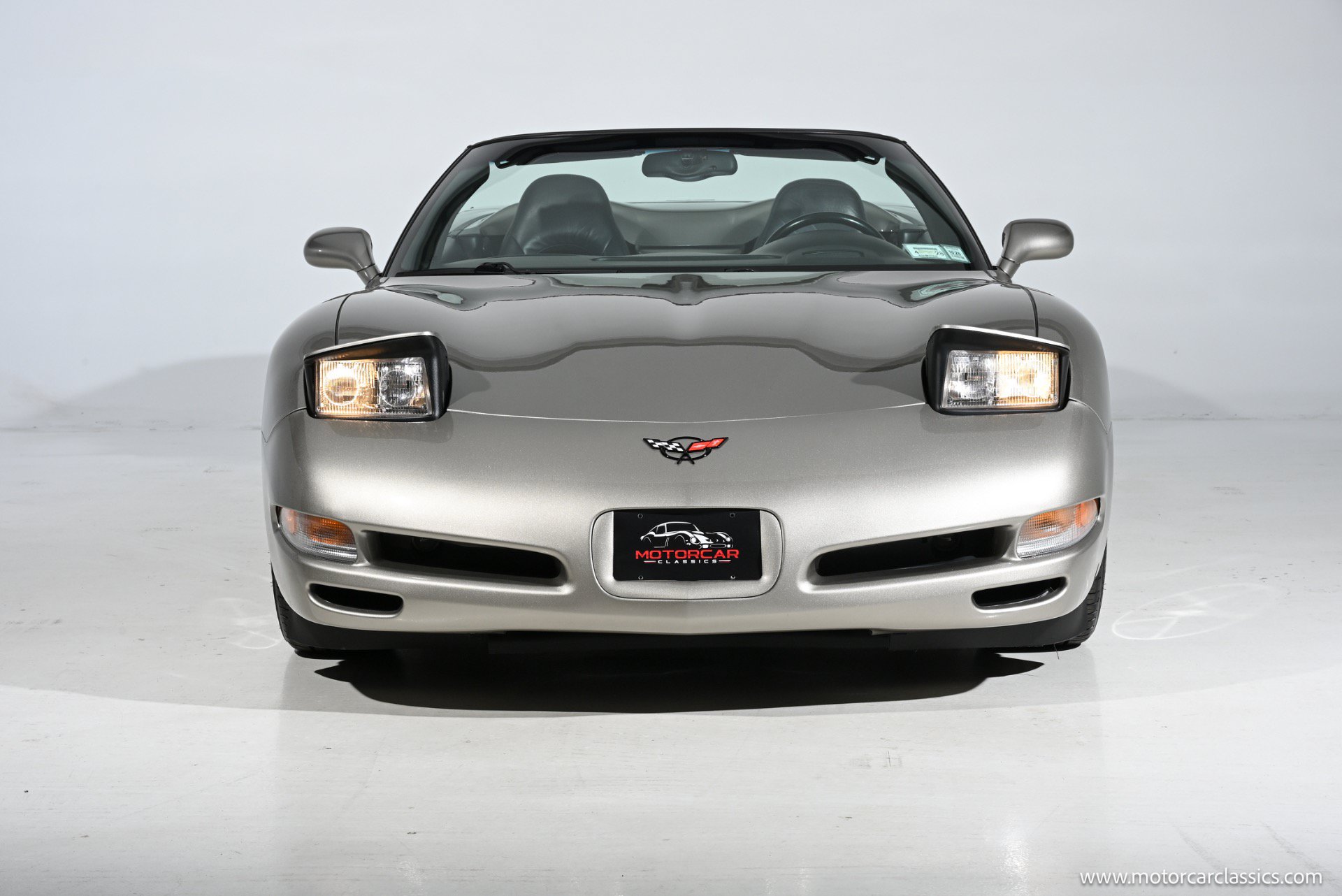 Used 2001 Chevrolet Corvette Convertible w/ Preferred Equipment Group2 RWD image 4