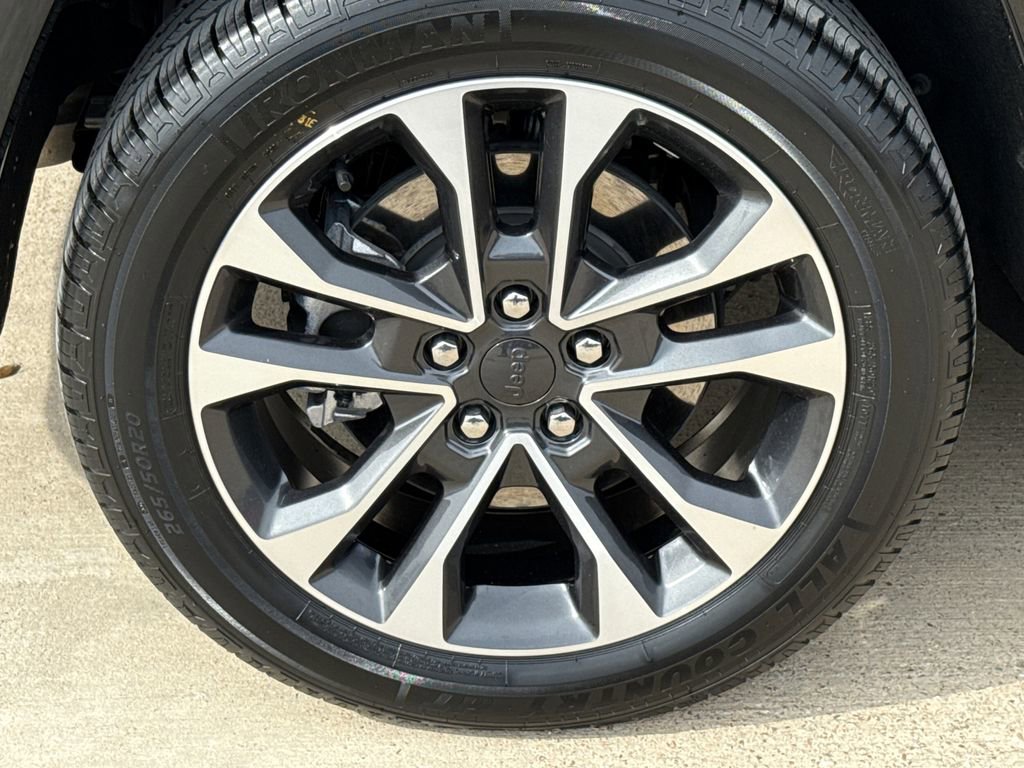 Used 2022 Jeep Grand Cherokee Overland w/ Luxury Tech Group IV image 10