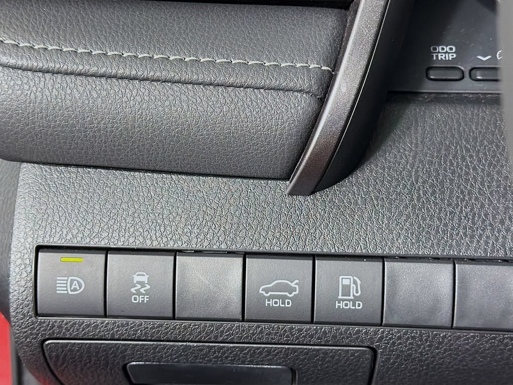Used 2023 Toyota Camry XSE FWD image 15