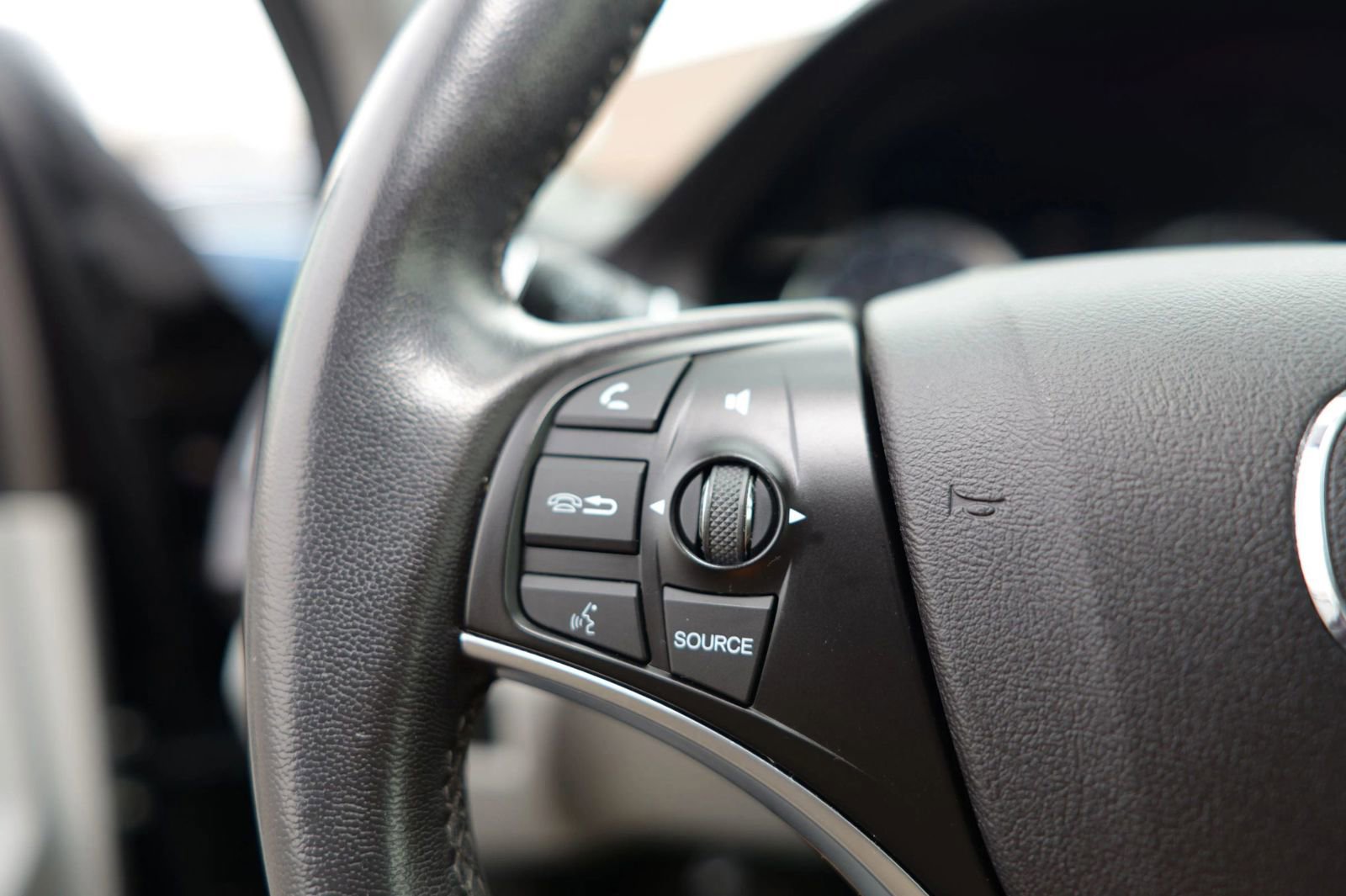 Used 2015 Acura MDX SH-AWD image 20