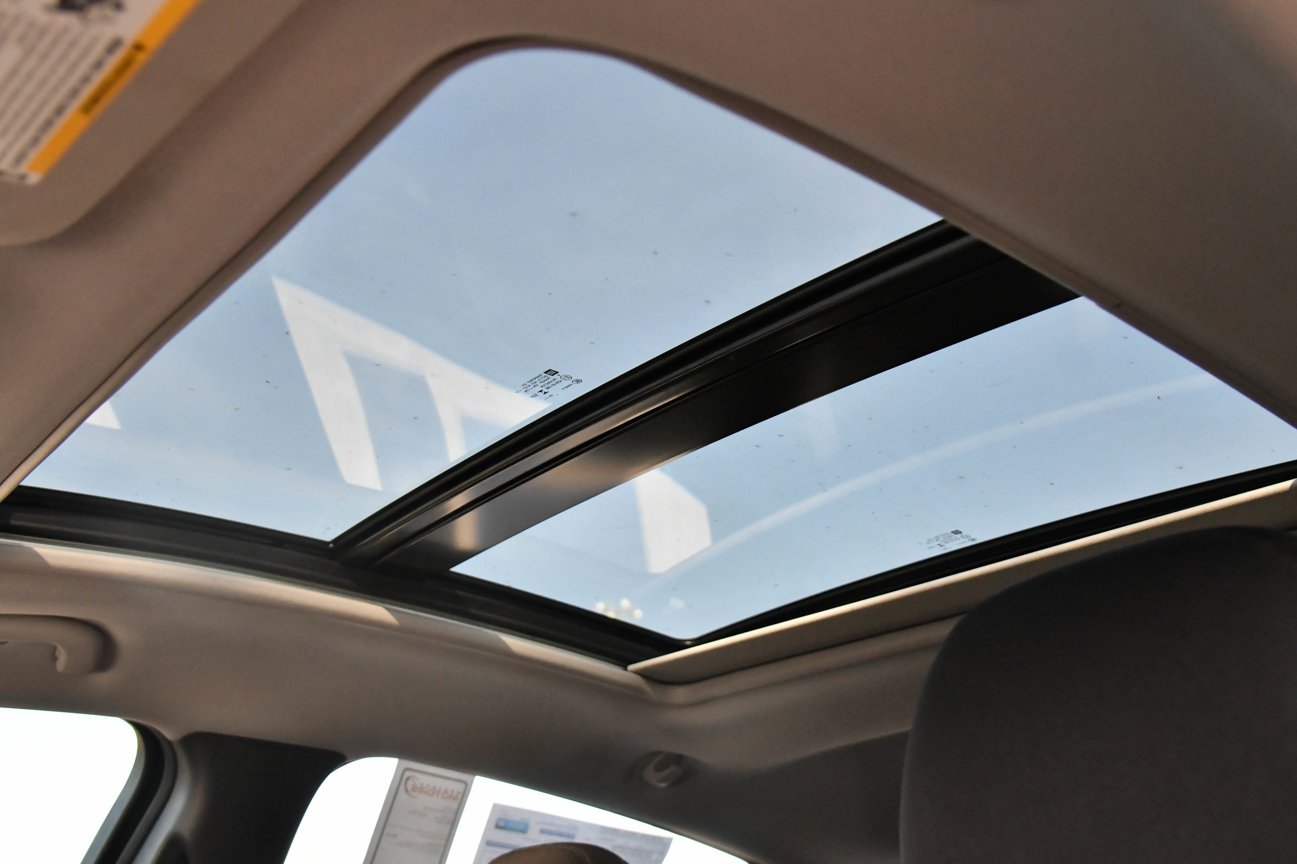 Used 2024 Chevrolet Malibu LT image 32