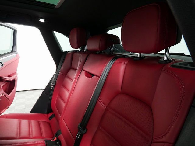 New 2026 Porsche Macan GTS AWD/4WD image 23