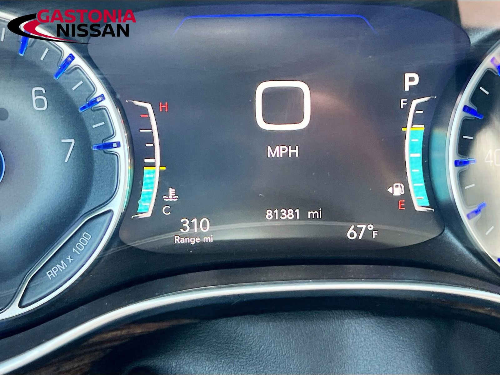 Used 2023 Chrysler Pacifica Limited FWD image 15