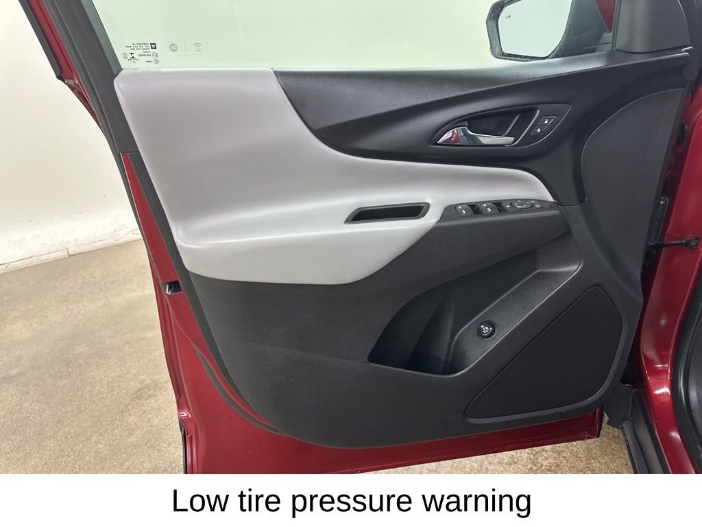 Certified 2021 Chevrolet Equinox LT image 33
