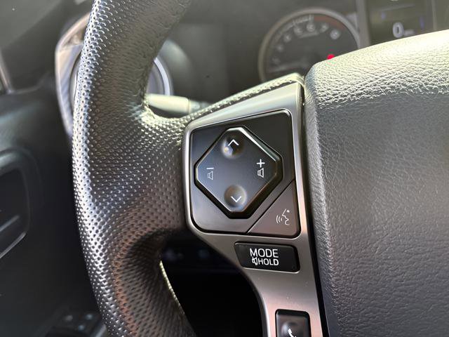 Used 2023 Toyota Tacoma SR5 AWD/4WD image 10