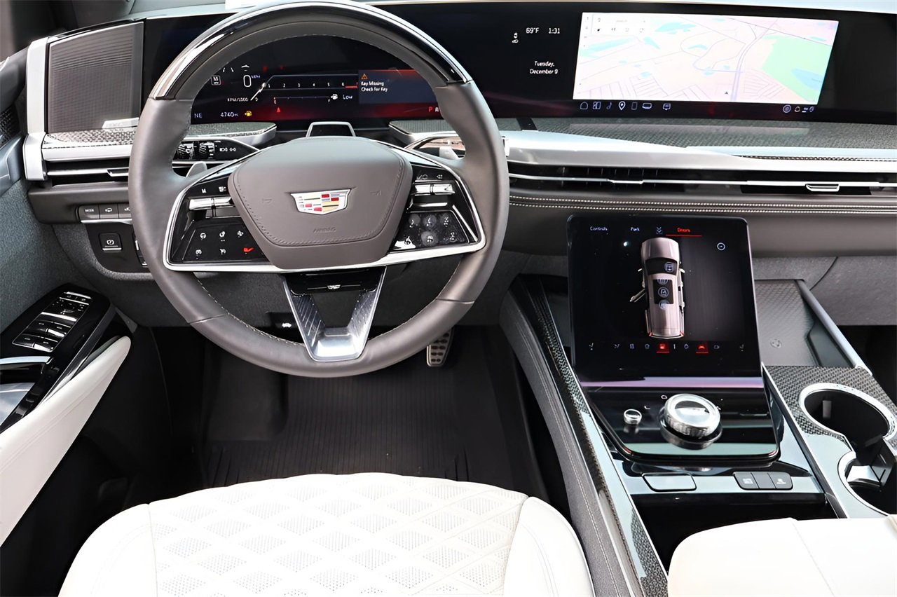 Certified 2025 Cadillac Escalade V w/ LPO, Floor Liner Package image 21