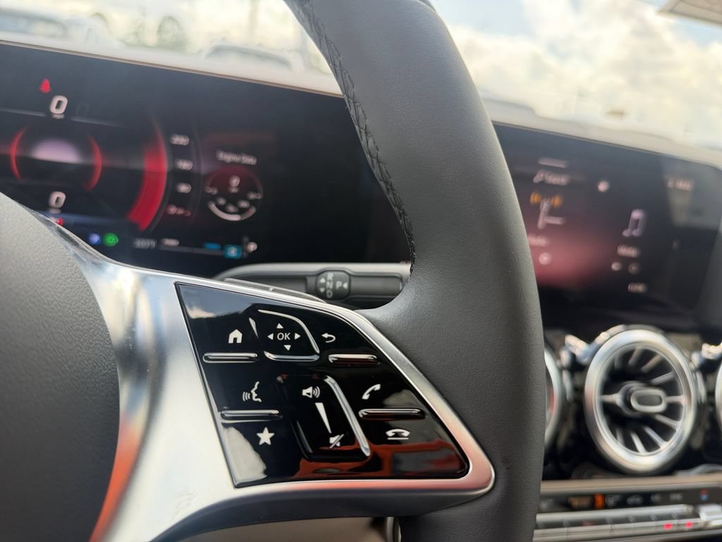 New 2026 Mercedes-Benz GLA 250 image 21