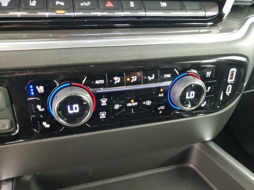 New 2026 Chevrolet Silverado 3500 High Country w/ Technology Package AWD/4WD image 21