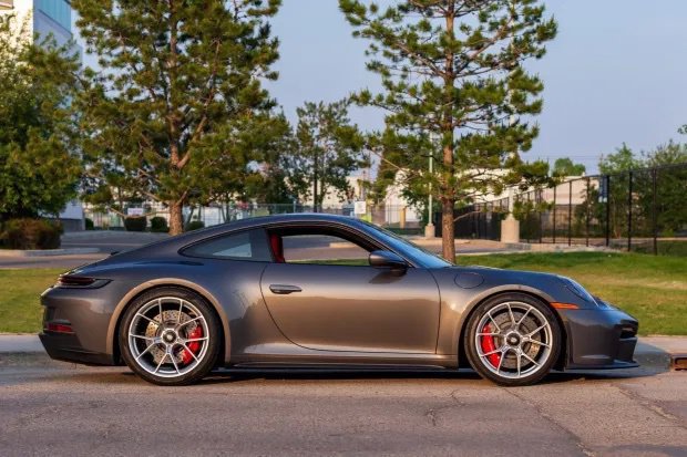 Used 2022 Porsche 911 GT3 RWD image 4