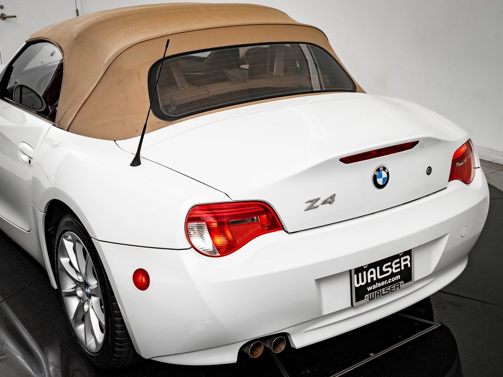 Used 2008 BMW Z4 3.0i image 19