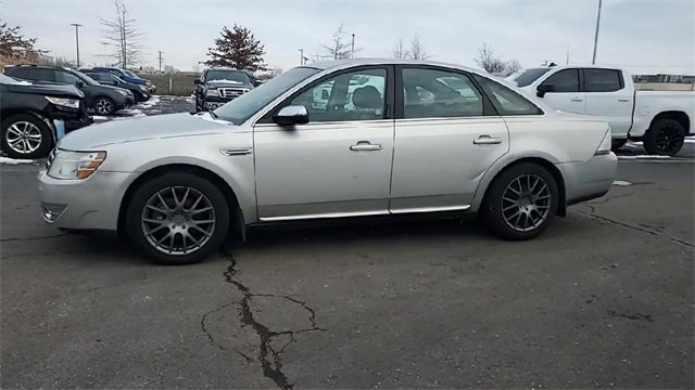 Used 2008 Ford Taurus Limited image 4