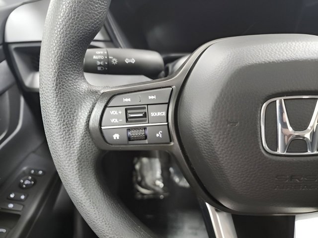 Certified 2025 Honda CR-V EX image 28