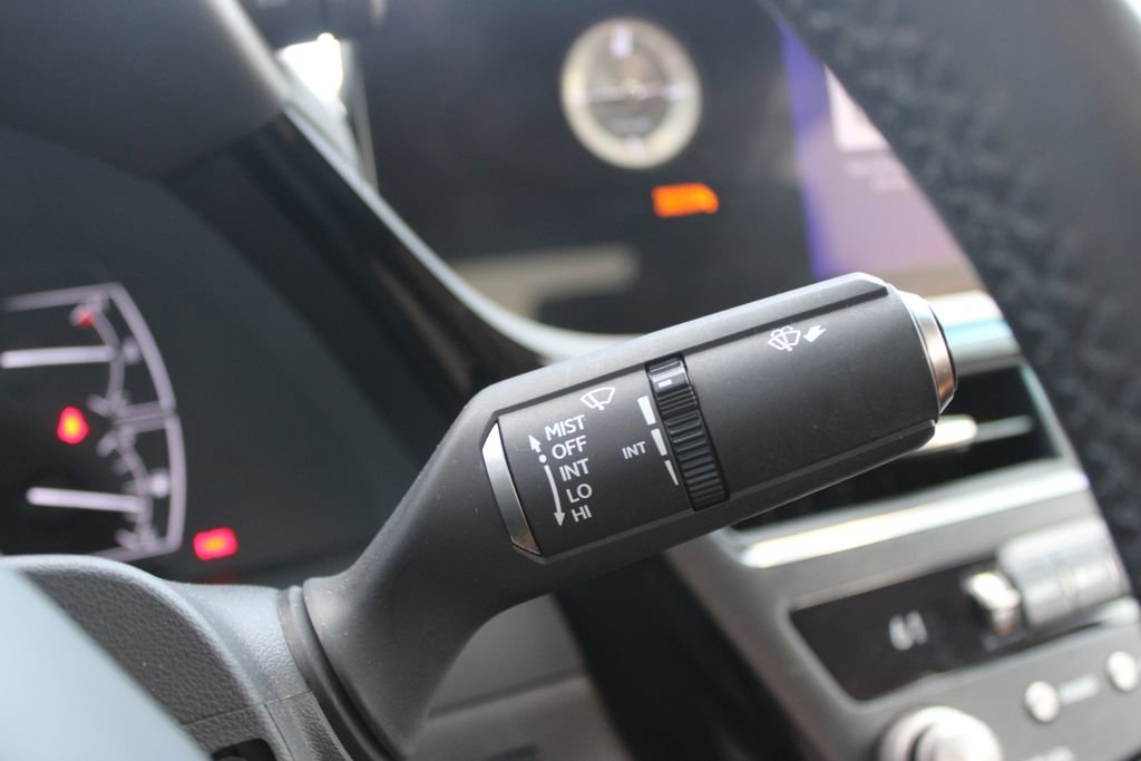 Used 2023 Lexus ES 350 w/ Accessory Package (Z1) FWD image 37