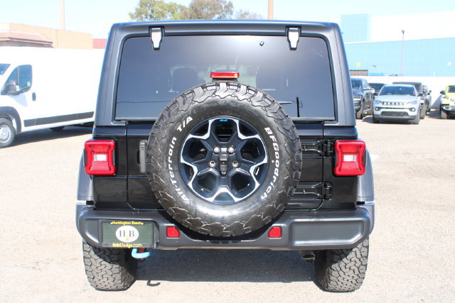 Used 2022 Jeep Wrangler Unlimited Rubicon 4xe w/ Dual Top Group AWD/4WD image 5