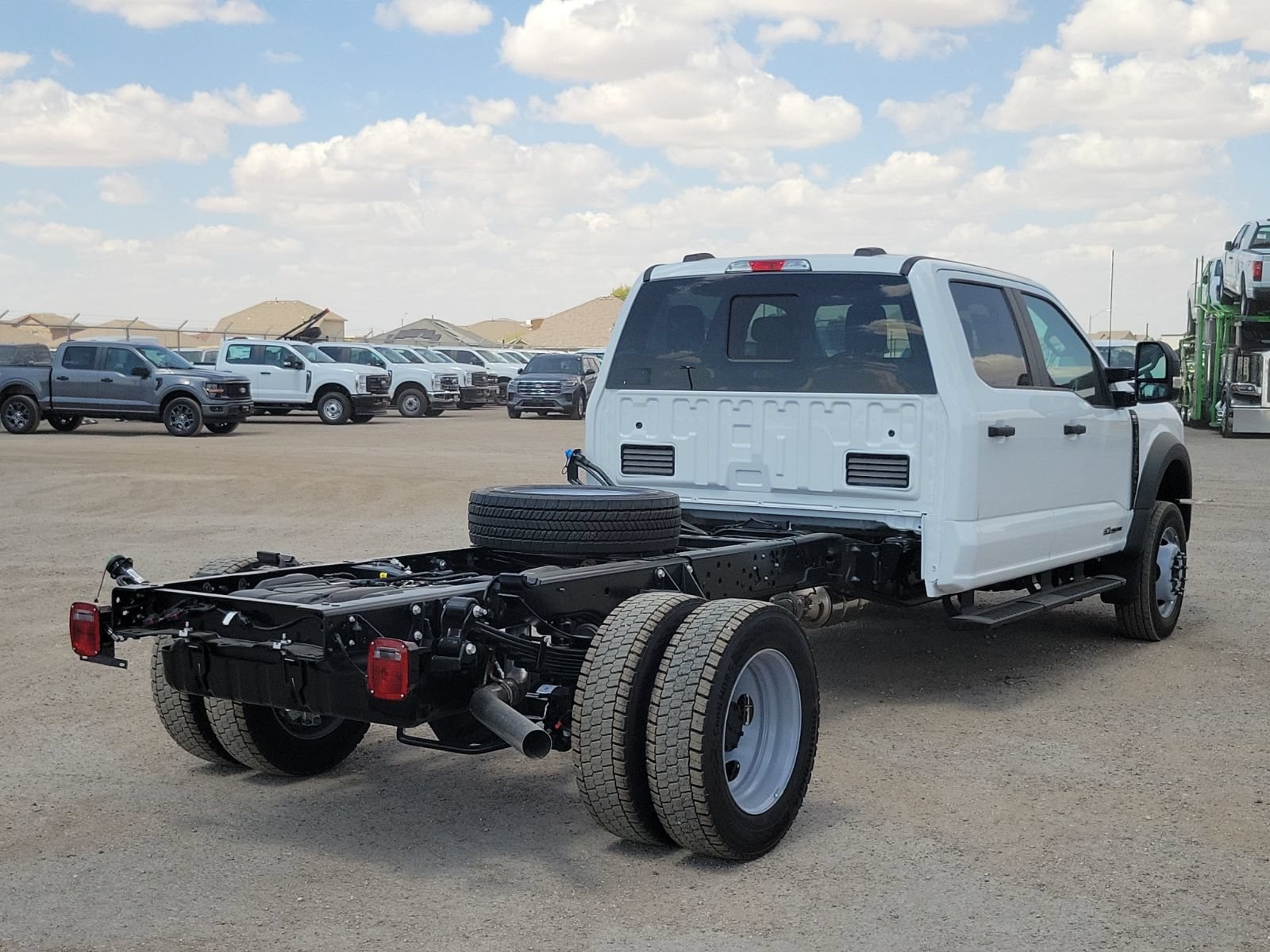 New 2027 Ford F550 4x4 Crew Cab image 4