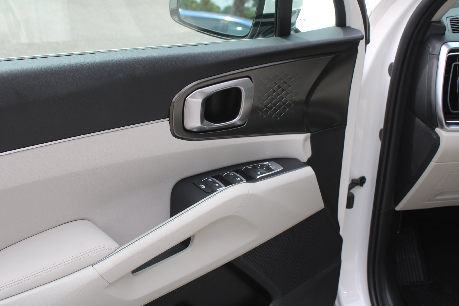 New 2026 Kia Sorento EX w/ EX Premium Package FWD image 20