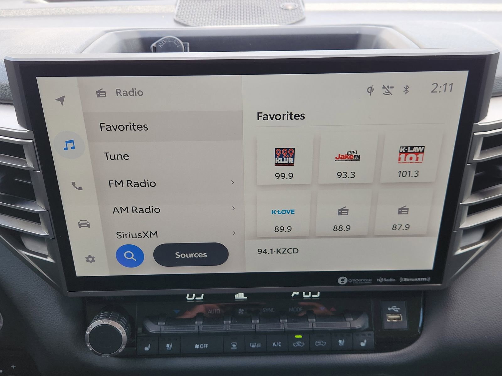 Used 2024 Toyota Tundra Limited w/ Power Package image 20