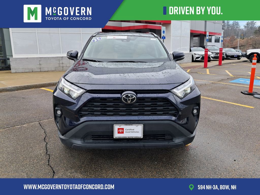 Used 2025 Toyota RAV4 XLE Premium image 9
