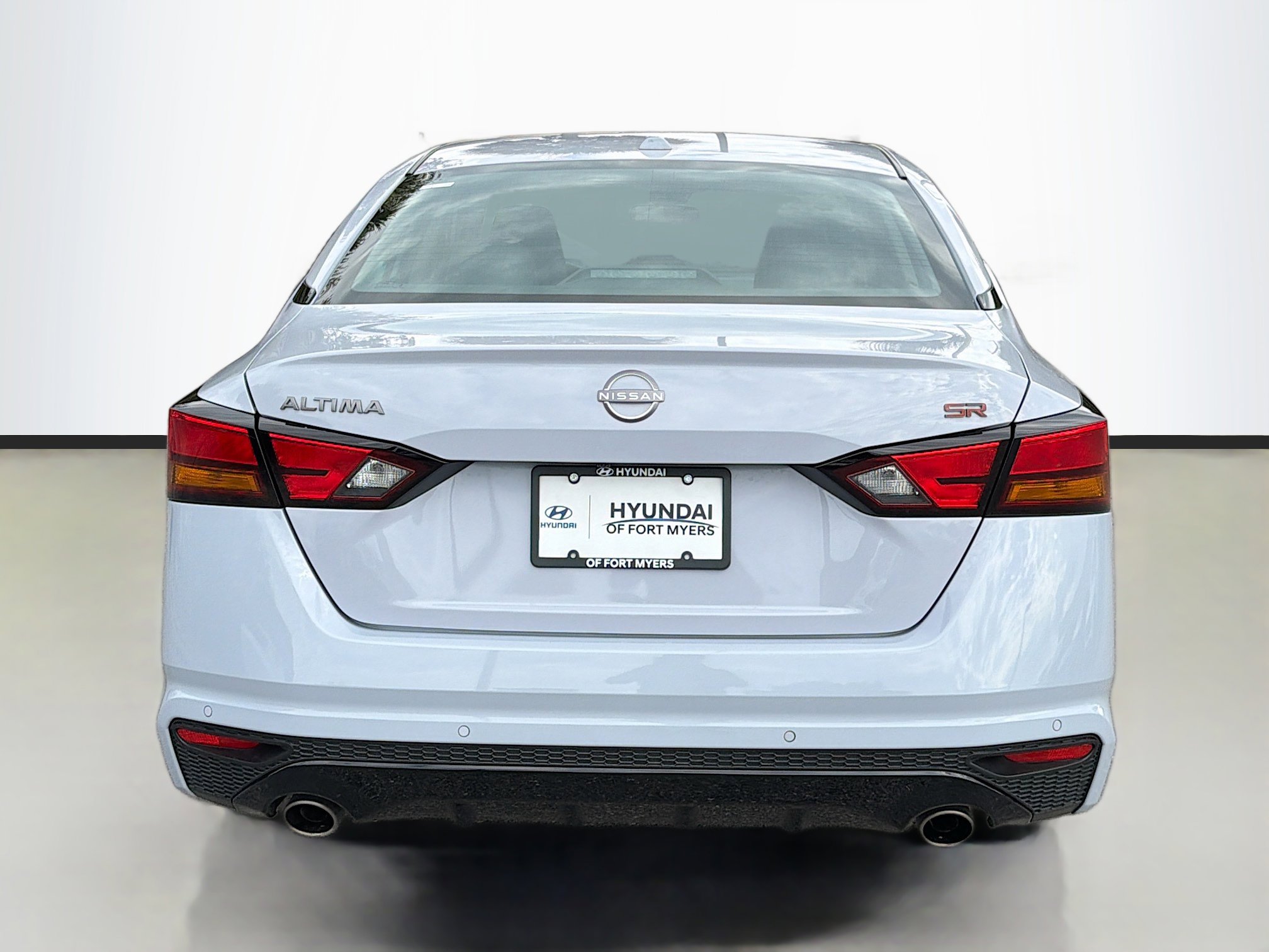 Used 2024 Nissan Altima 2.5 SR image 4