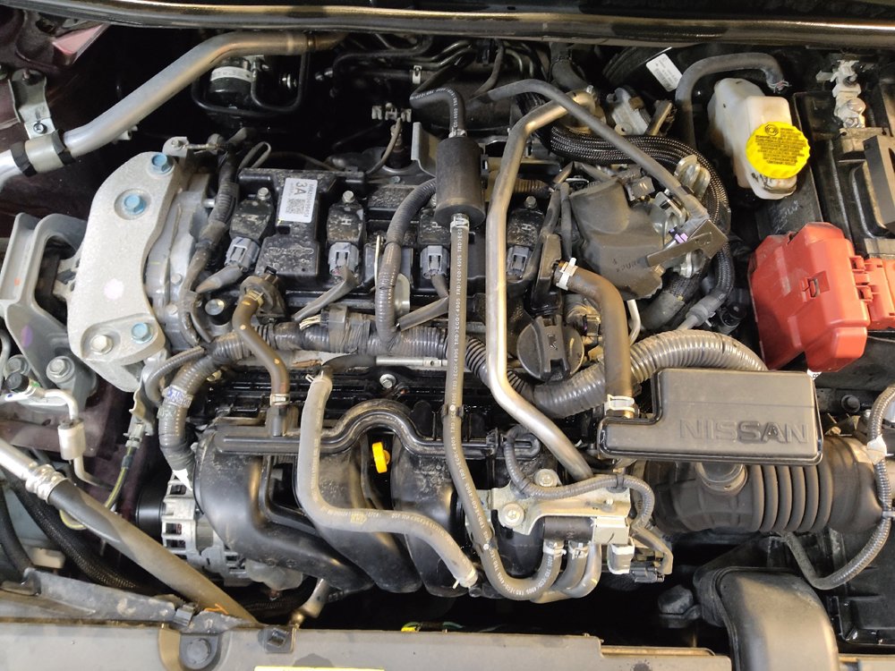 Used 2025 Nissan Sentra SV FWD image 30