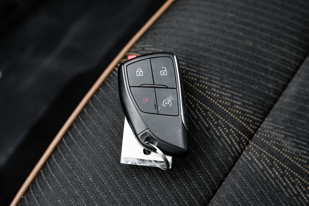 Used 2023 GMC Canyon AT4 w/ Canyon Safety Plus Package image 68