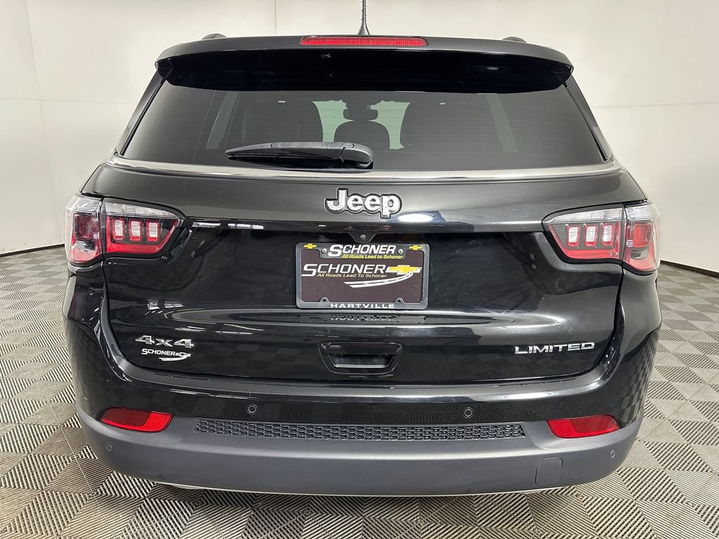 Used 2023 Jeep Compass Limited AWD/4WD image 4