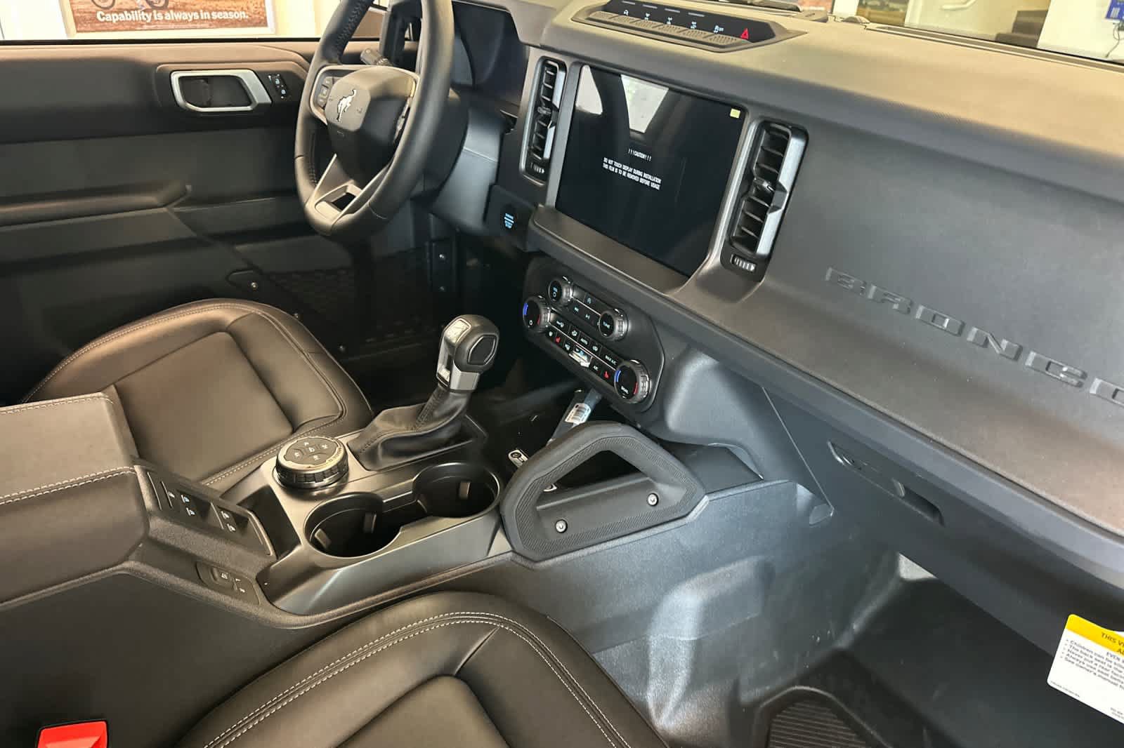 New 2026 Ford Bronco Badlands w/ Wildtrak Package AWD/4WD image 17