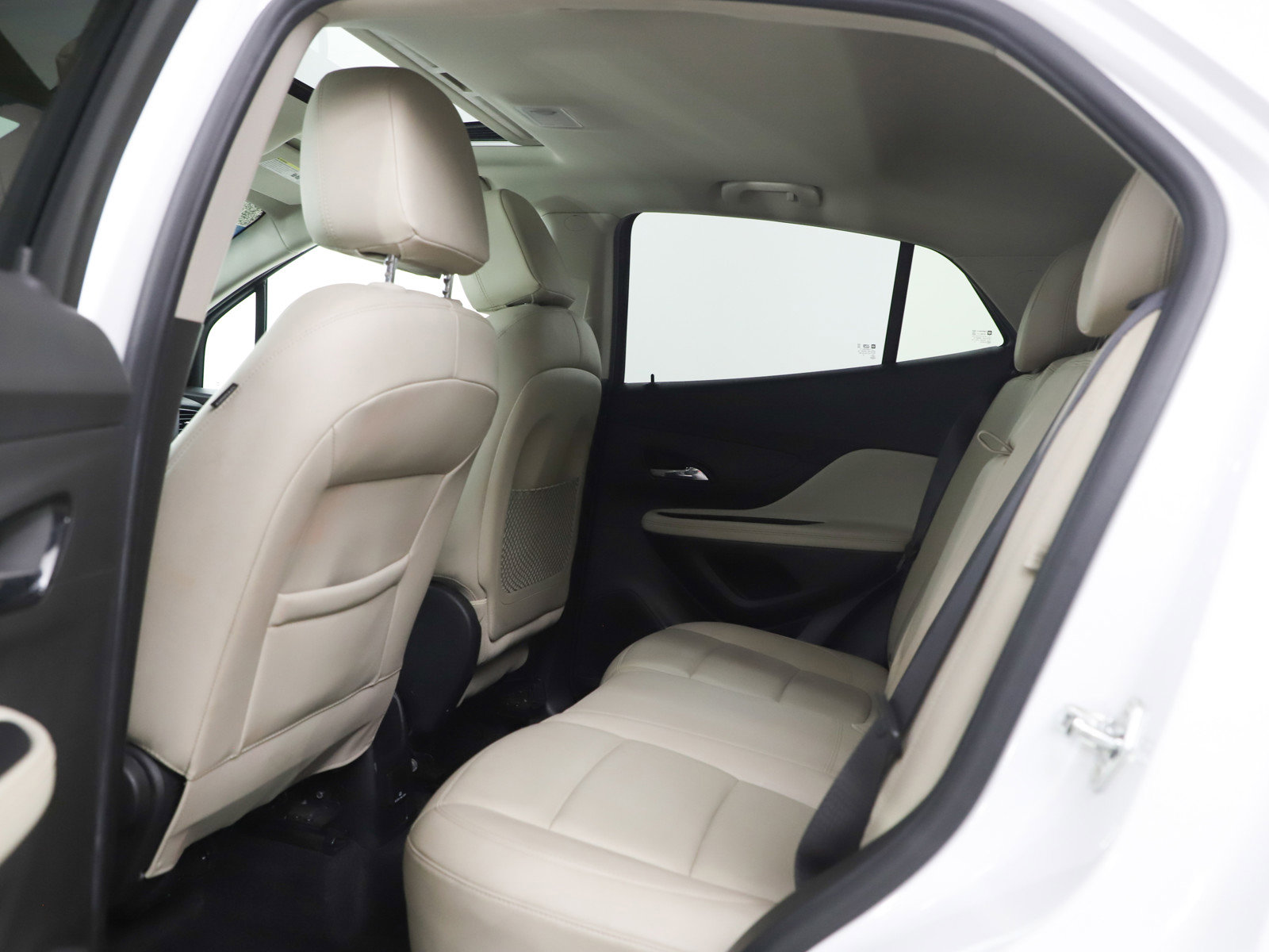 Used 2017 Buick Encore Premium image 17