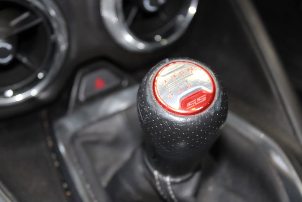 Used 2016 Chevrolet Camaro SS image 29