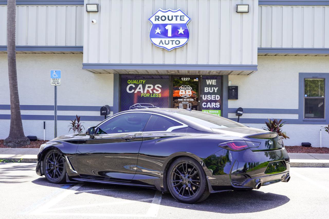 Used 2017 INFINITI Q60 3.0t w/ Premium Plus Package 3.0T RWD image 3