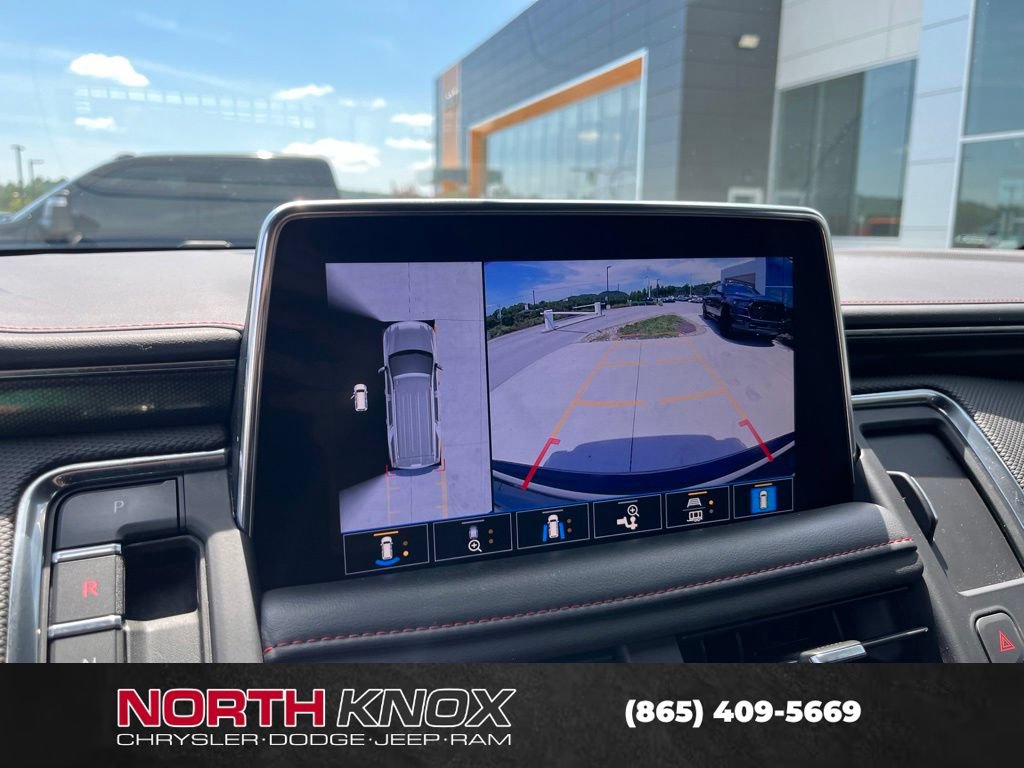 Used 2021 Chevrolet Suburban RST w/ Luxury Package AWD/4WD image 11