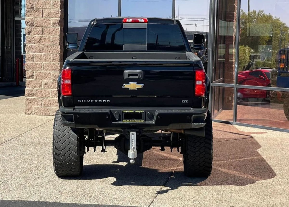 Used 2015 Chevrolet Silverado 2500 LTZ w/ Duramax Plus Package AWD/4WD image 11