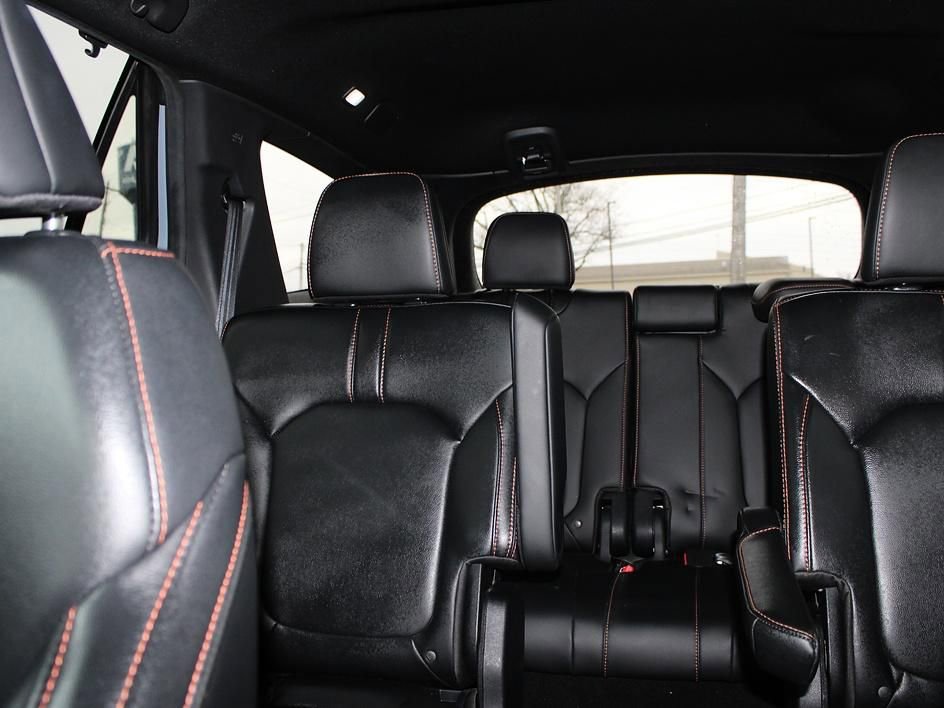 Used 2025 Honda Pilot TrailSport image 37