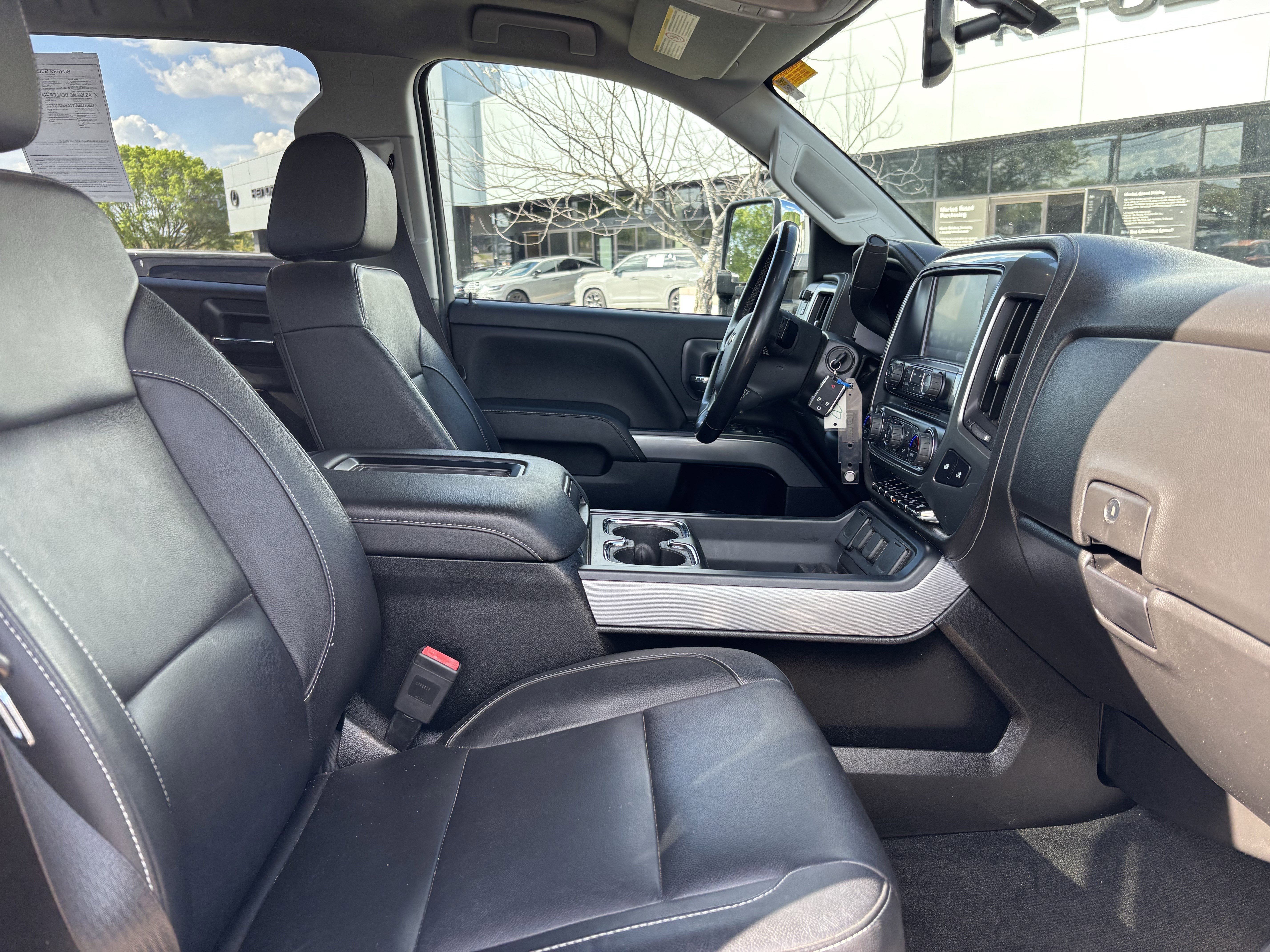 Used 2018 Chevrolet Silverado 2500 LTZ w/ Duramax Plus Package image 35