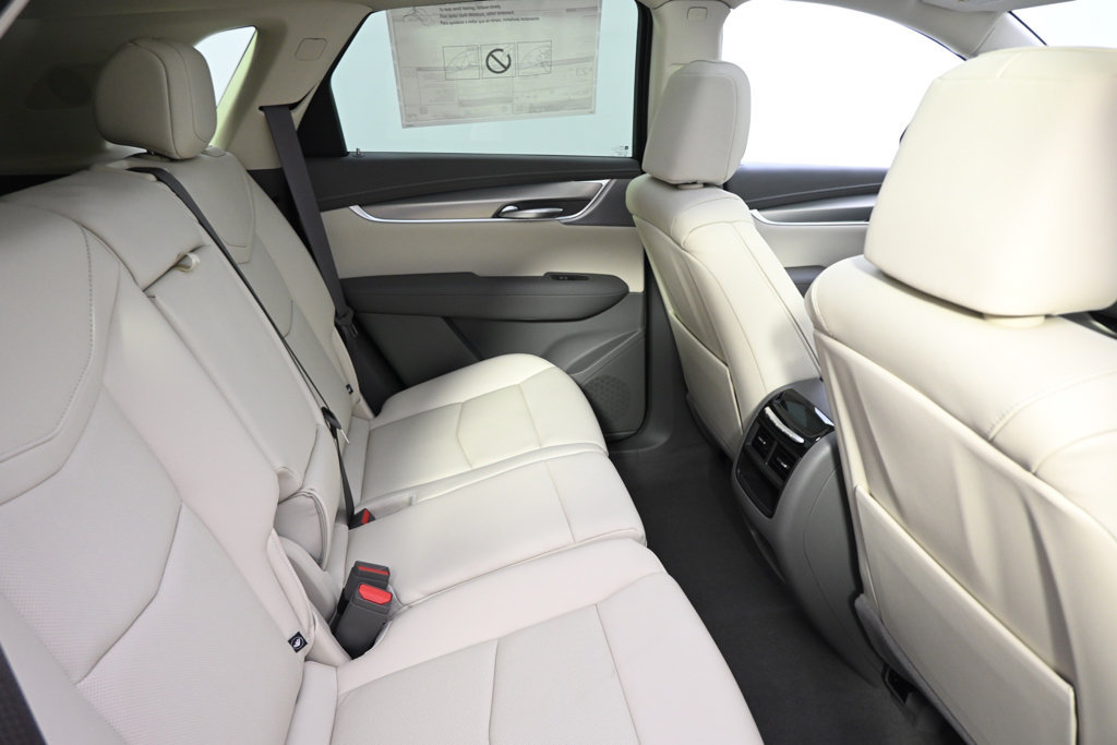 New 2026 Cadillac XT5 Premium Luxury w/ Driver Assist Package AWD/4WD image 18