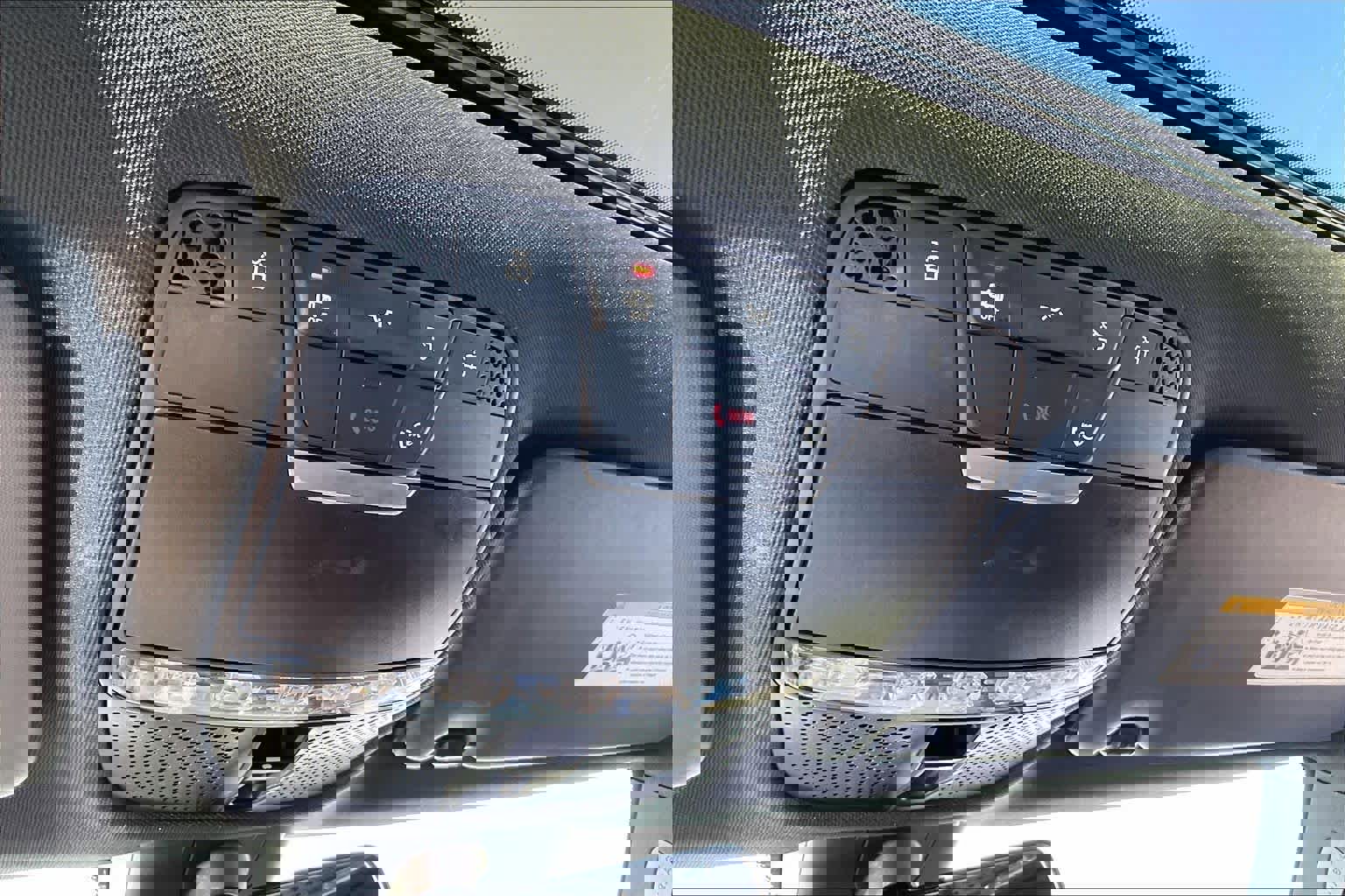 Used 2019 Mercedes-Benz C 300 Sedan image 35