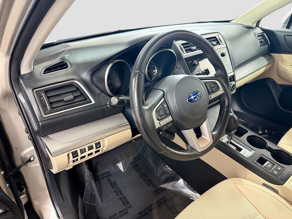 Used 2017 Subaru Outback 2.5i Premium image 11