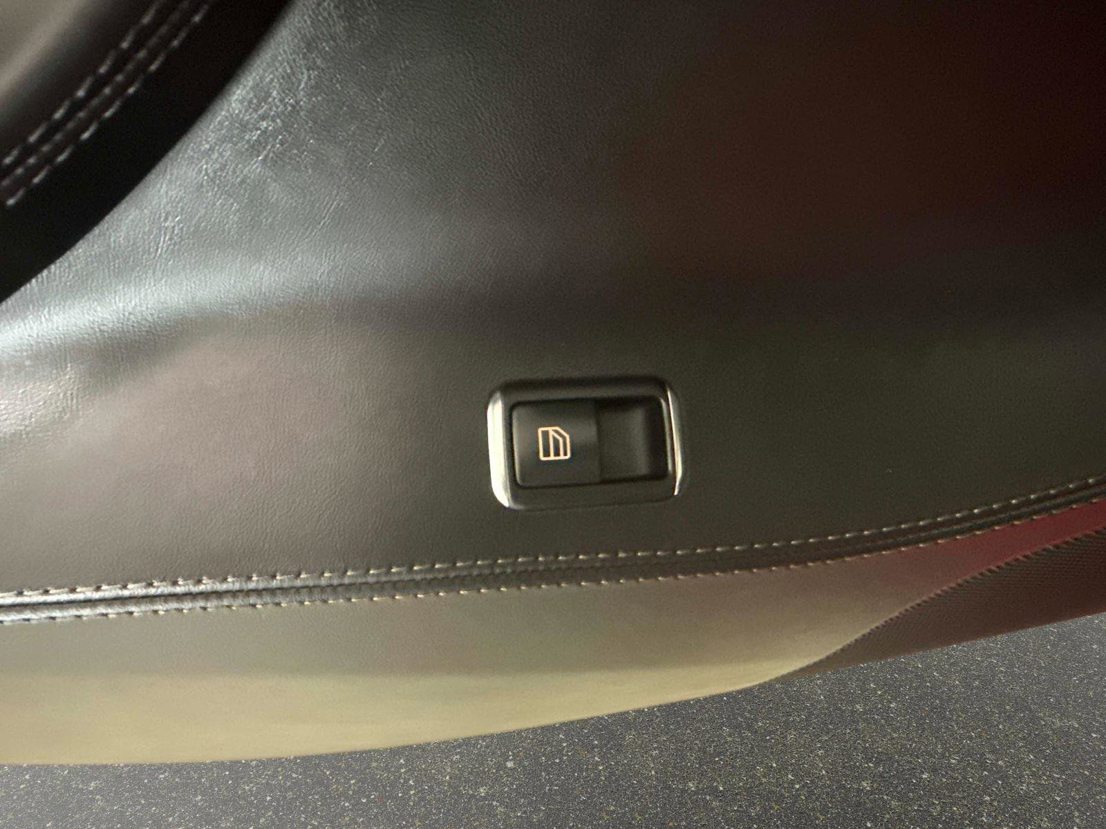 Used 2018 Tesla Model S AWD image 12