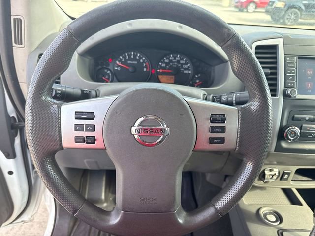 Used 2020 Nissan Frontier SV image 28