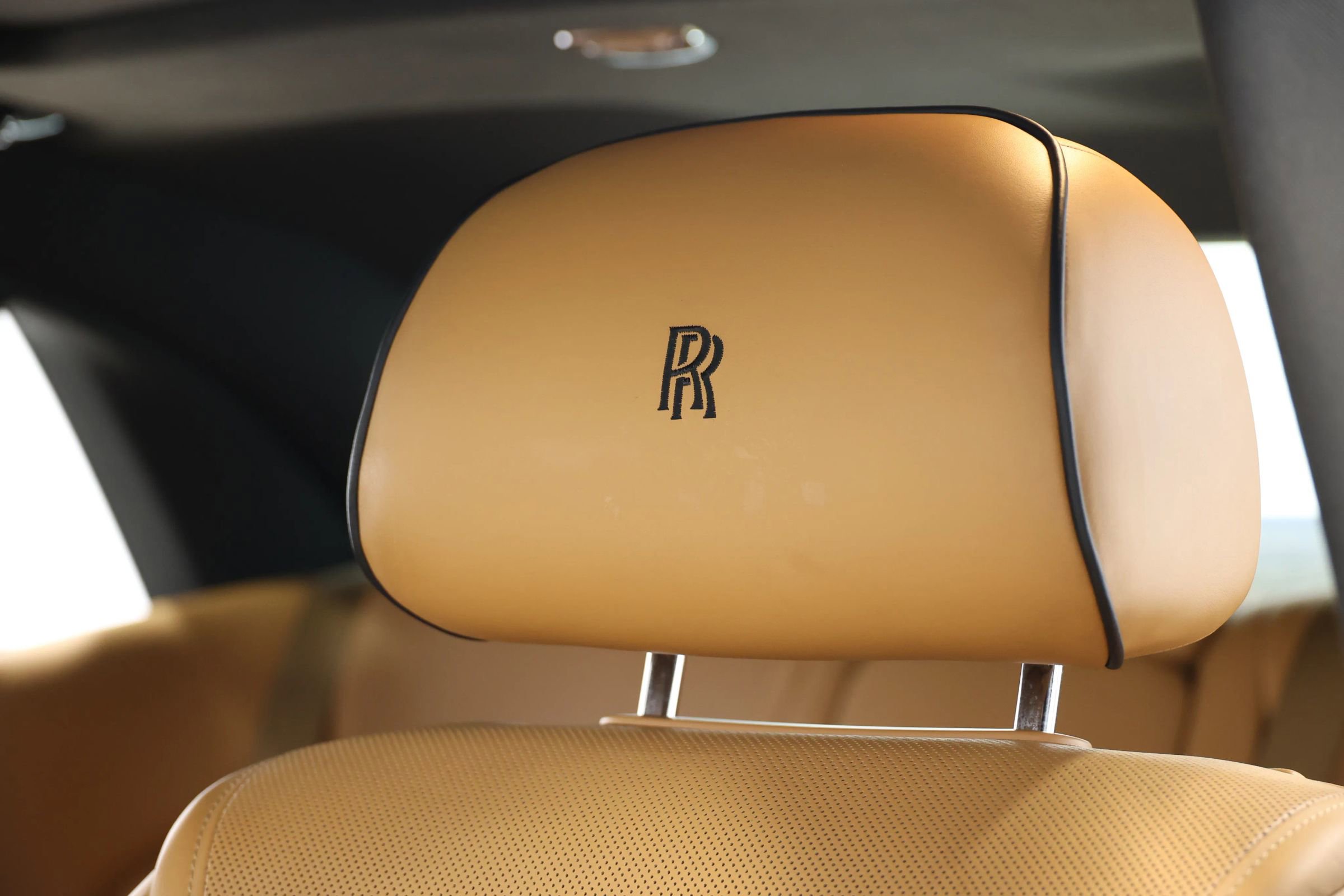 Used 2017 Rolls-Royce Ghost image 17