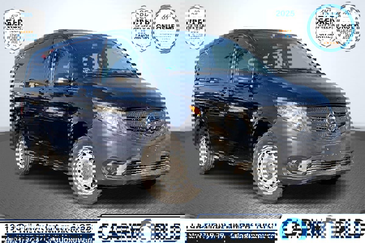 Used 2019 Mercedes-Benz Metris Passenger image 1