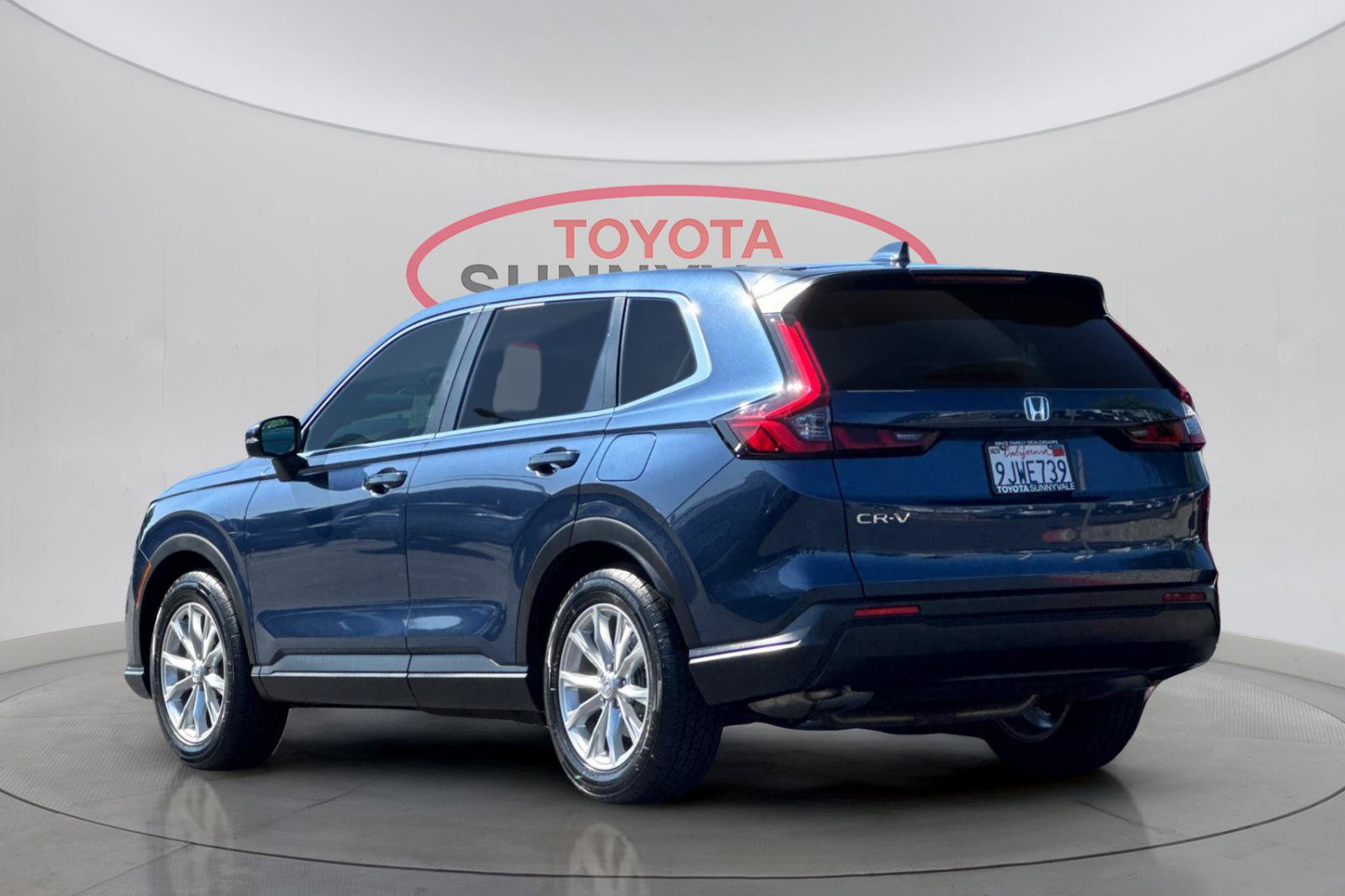 Used 2024 Honda CR-V EX image 7